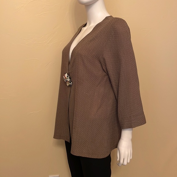 Lightweight jacket/Cardigan - P2 - Picture 2 of 5